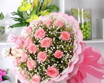女友生日送花指南（如何选购生日鲜花，让女友倍感温馨？）