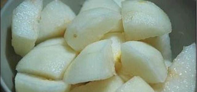 雪梨到底需要去皮吗？（有些情况下需要，有些情况下不必）